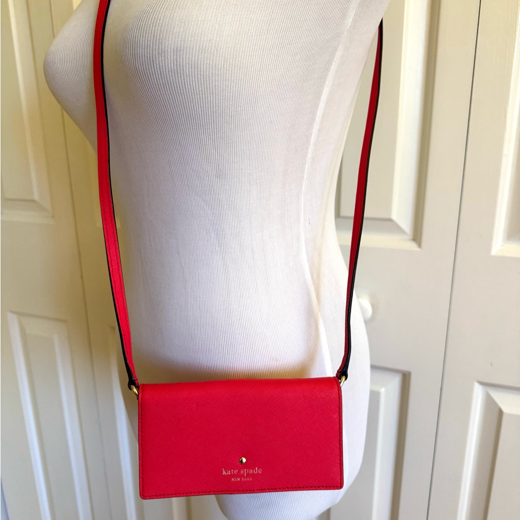 Kate Spade Red Saffiano Leather Crossbody Wallet Nwot